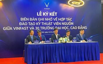 Trường Cao đẳng Công nghệ cao Đồng Nai tham dự lễ ký kết hợp tác đào tạo kỹ thuật viên nguồn cùng Vinfast